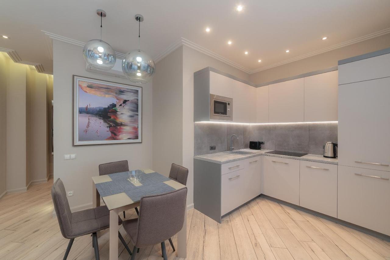 Wowell Apartments Odessa Eksteriør bilde